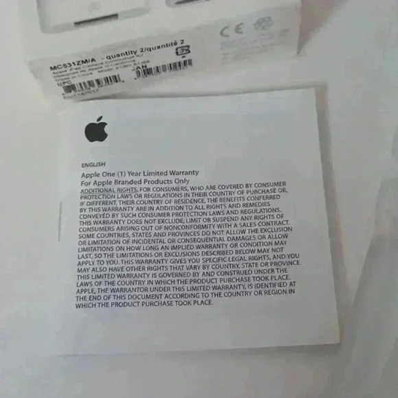 Apple iPad Camera Connection Kit - Picture 5 of 5